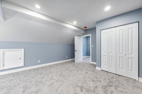 7704 S Champlain Ave, Chicago, IL 60619 photo 25