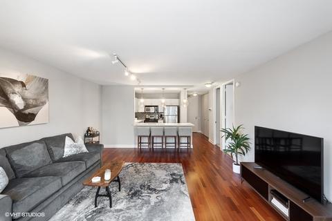 30 E Huron St #1701, Chicago, IL 60611 photo 9