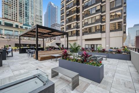 30 E Huron St #1701, Chicago, IL 60611 photo 16