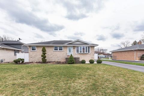 7911 W 74th Pl, Bridgeview, IL 60455 photo 2
