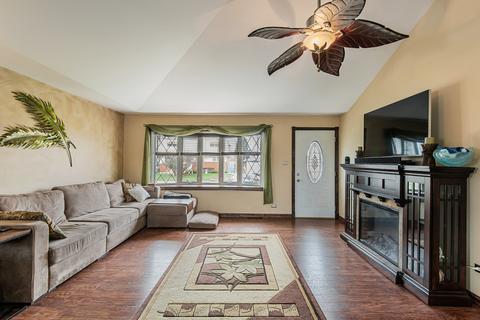 7911 W 74th Pl, Bridgeview, IL 60455 photo 7