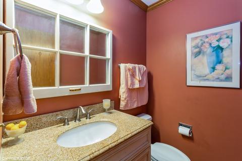 1030 Willoby Ln, Elgin, IL 60120 photo 12