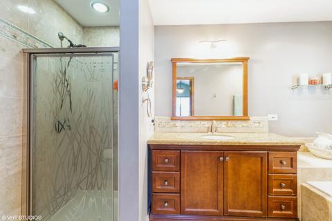 1030 Willoby Ln, Elgin, IL 60120 photo 19