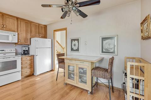 1317 Hillside Ln, Mchenry, IL 60051 photo 9