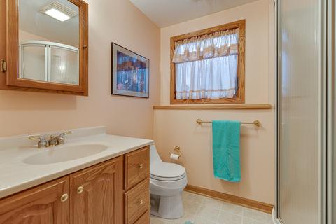 1317 Hillside Ln, Mchenry, IL 60051 photo 16