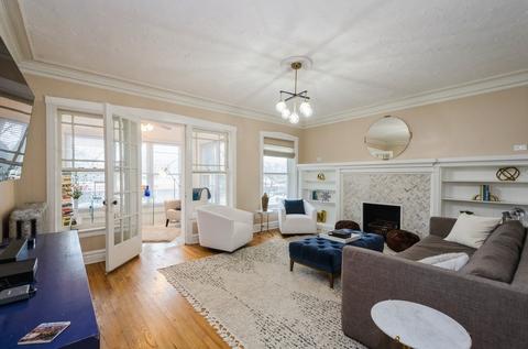 1215 E 53rd St #2E, Chicago, IL 60615 photo 2