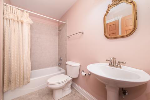 416 Lawrence Ave, Elgin, IL 60123 photo 22