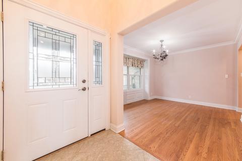 416 Lawrence Ave, Elgin, IL 60123 photo 16