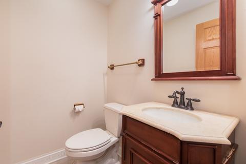 416 Lawrence Ave, Elgin, IL 60123 photo 18