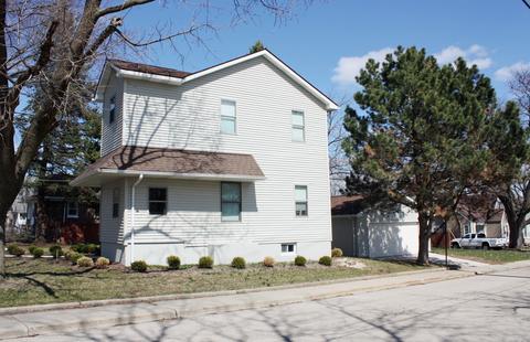 539 Ashland Ave, Elgin, IL 60123 photo 3