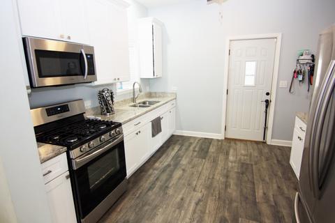 539 Ashland Ave, Elgin, IL 60123 photo 12