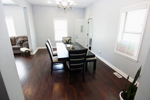 539 Ashland Ave, Elgin, IL 60123 photo 11