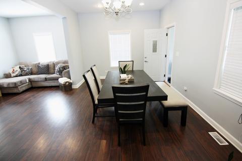 539 Ashland Ave, Elgin, IL 60123 photo 10