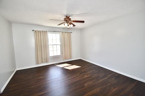 1106 Bull St, Normal, IL 61761 photo 5