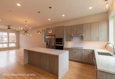 1349 E Marquette Rd, Chicago, IL 60637 photo 6