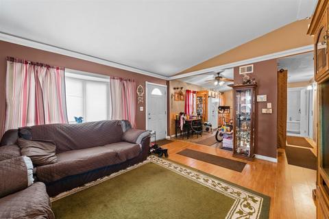 741 Foran Ln, Aurora, IL 60506 photo 4