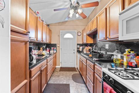 741 Foran Ln, Aurora, IL 60506 photo 5
