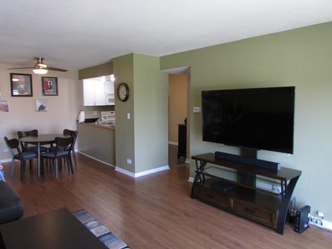 1906 Plum Grove Rd #2B, Rolling Meadows, IL 60008 photo 6