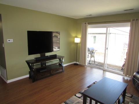 1906 Plum Grove Rd #2B, Rolling Meadows, IL 60008 photo 5