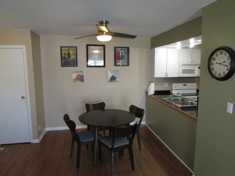 1906 Plum Grove Rd #2B, Rolling Meadows, IL 60008 photo 3