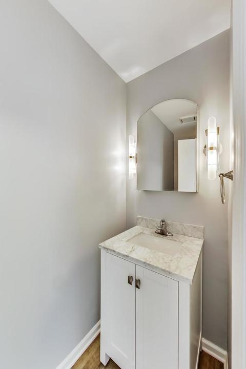 1634 Blackhawk Trl, Wheeling, IL 60090 photo 10