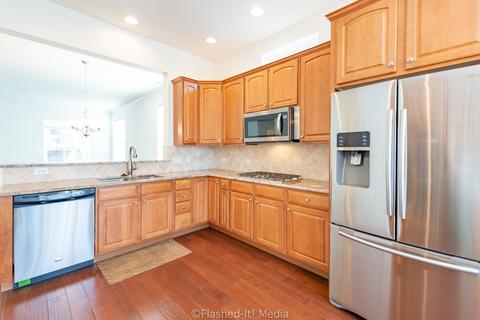 3874 Kingsmill Dr, Elgin, IL 60124 photo 7