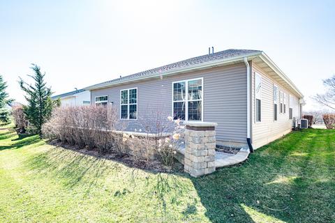 3874 Kingsmill Dr, Elgin, IL 60124 photo 33