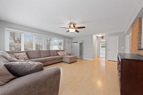 419 N Commonwealth Ave, Elgin, IL 60123 photo 14