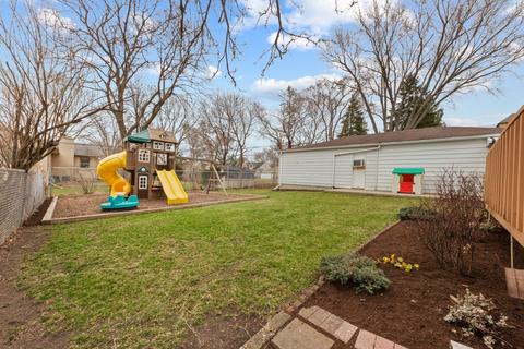 419 N Commonwealth Ave, Elgin, IL 60123 photo 30