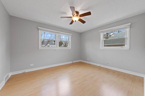 419 N Commonwealth Ave, Elgin, IL 60123 photo 16