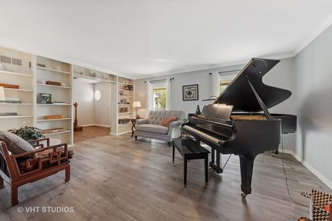 501 Carrol Gate Rd, Wheaton, IL 60189 photo 5