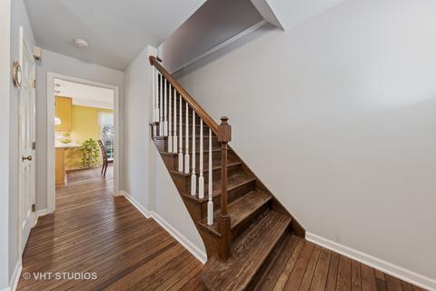 501 Carrol Gate Rd, Wheaton, IL 60189 photo 3