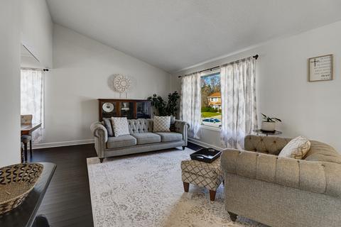 862 Shorewood Dr, Bartlett, IL 60103 photo 4
