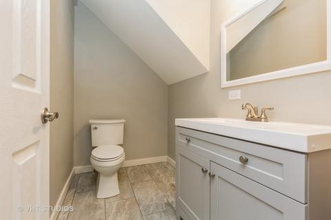 344 Mcclure Ave, Elgin, IL 60123 photo 16