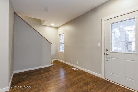 344 Mcclure Ave, Elgin, IL 60123 photo 3