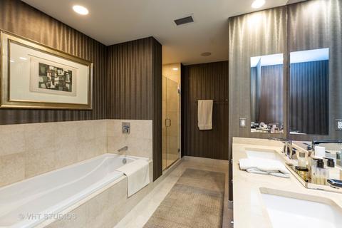 60 E Monroe St #4007, Chicago, IL 60603 photo 15