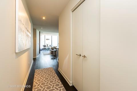 60 E Monroe St #4007, Chicago, IL 60603 photo 3