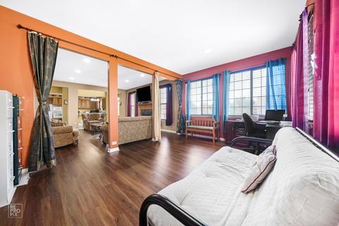 2958 Shamrock Cir, Elgin, IL 60124 photo 7