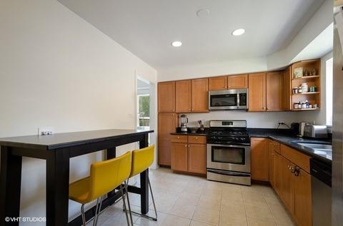 9118 Forestview Rd, Evanston, IL 60203 photo 4