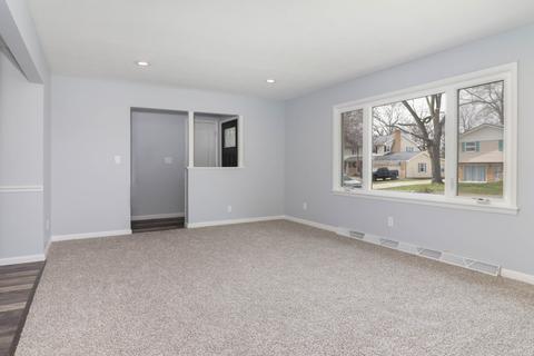 204 Veronica Way, Normal, IL 61761 photo 3