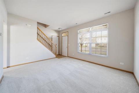 7208 Alden Dr, Plainfield, IL 60586 photo 4