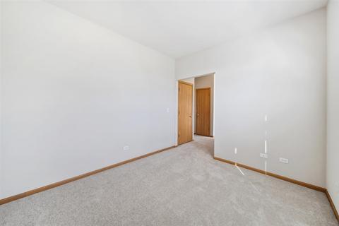 7208 Alden Dr, Plainfield, IL 60586 photo 12