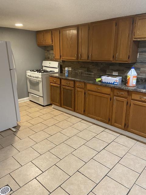 158 E 155th St, Harvey, IL 60426 photo 33