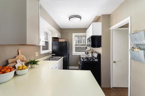 24 Broadway Pl, Normal, IL 61761 photo 15