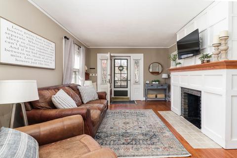 24 Broadway Pl, Normal, IL 61761 photo 4