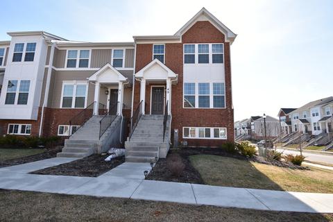 49 Nicholas Dr E, Des Plaines, IL 60016 photo 1