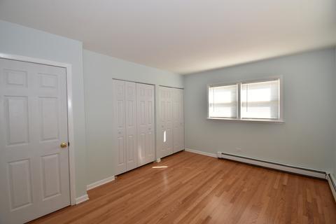 671 Beau Ct, Des Plaines, IL 60016 photo 11