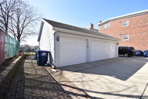 671 Beau Ct, Des Plaines, IL 60016 photo 14