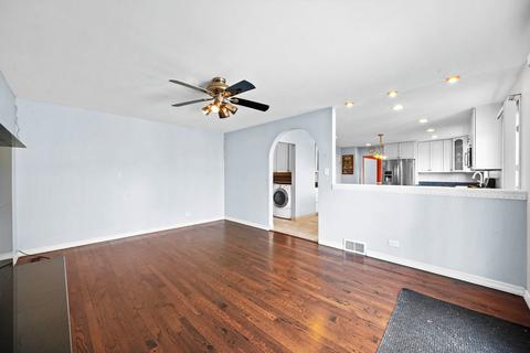 1906 E Seneca Ln, Mount Prospect, IL 60056 photo 7
