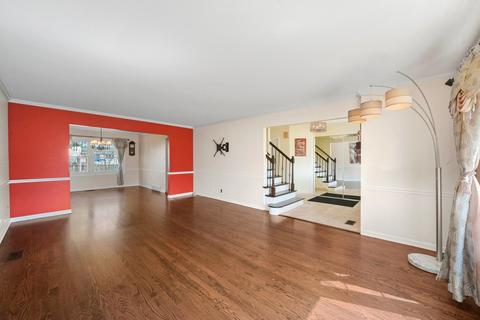 1906 E Seneca Ln, Mount Prospect, IL 60056 photo 14